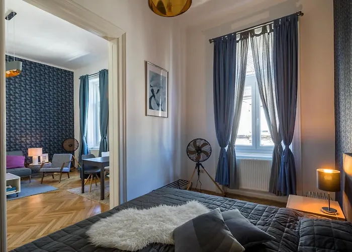 Double Blue In Downtown Apartamento Budapeste